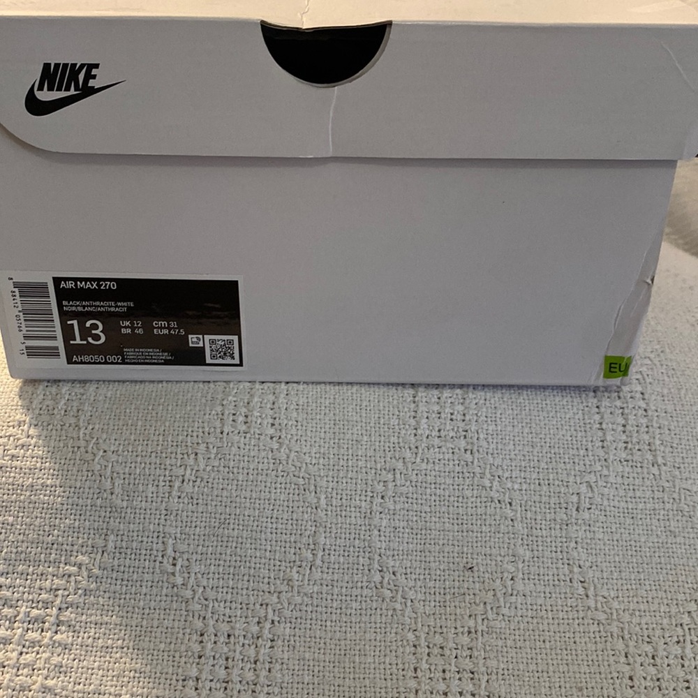 Nike Air Max 270 mens size 13